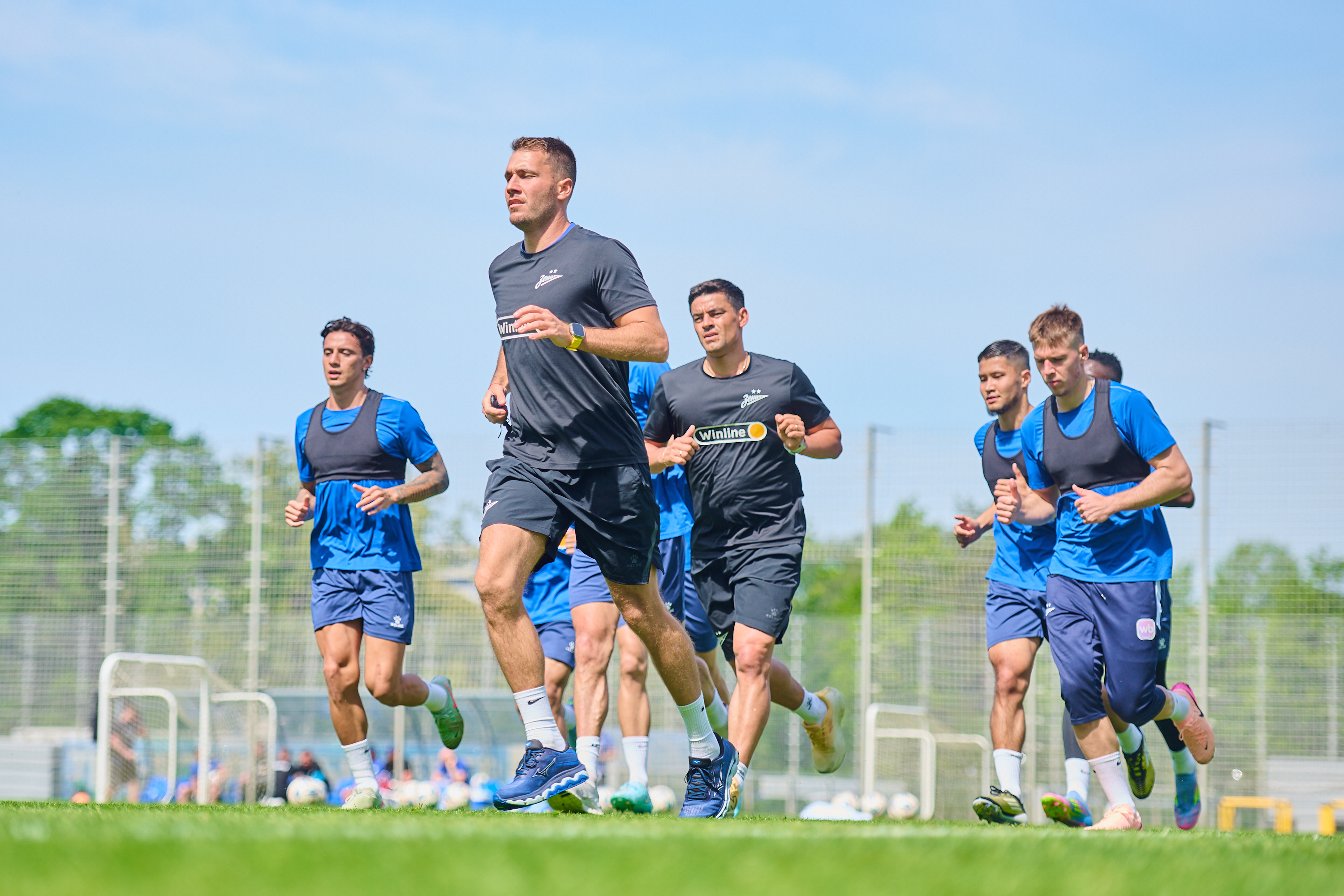 Зачем футболистам нужны тренировки в тренажерном зале? Рассказывает тренер главной команды &ndash; 3